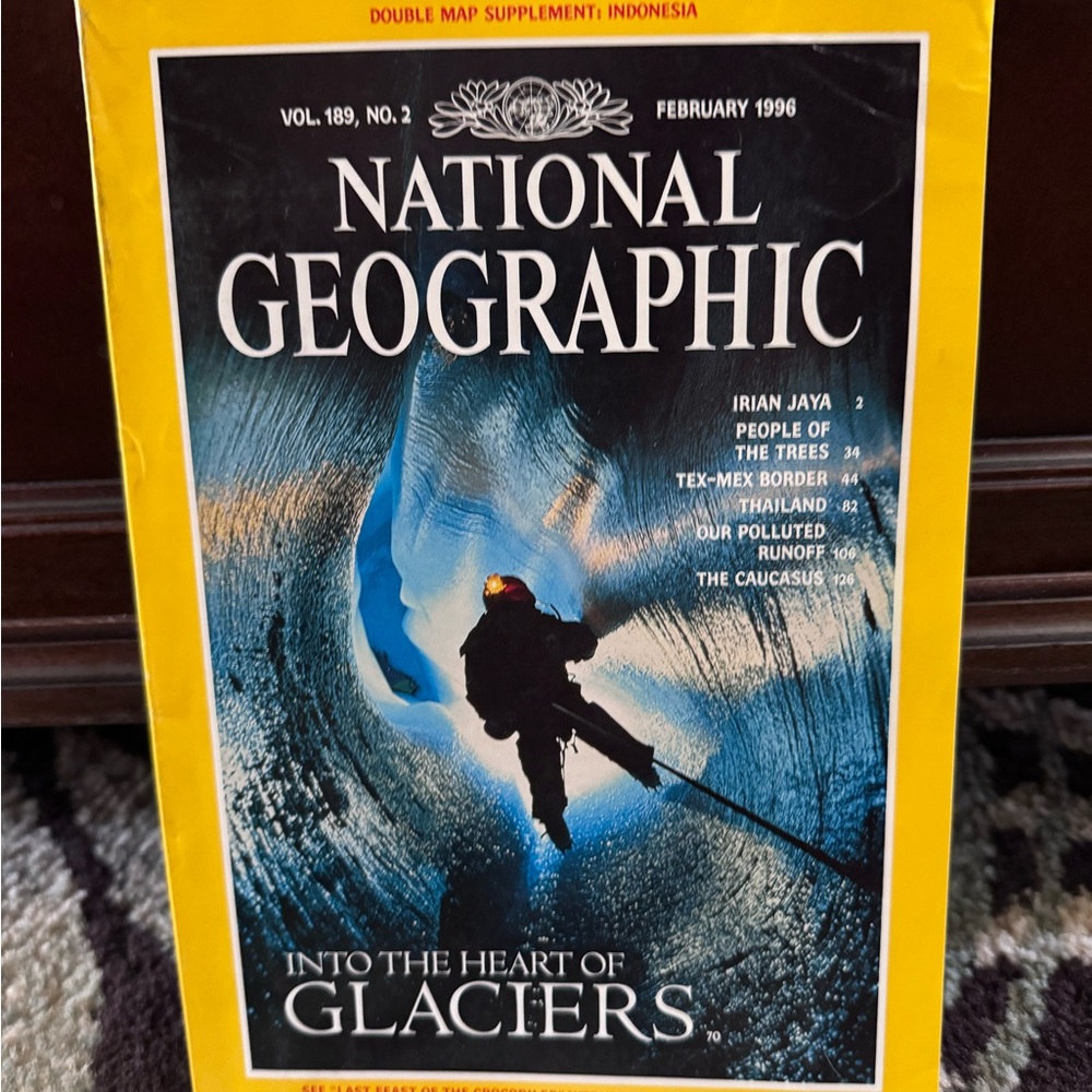 National Geographic 1996 Issues with Maps - Picture 3 of 13